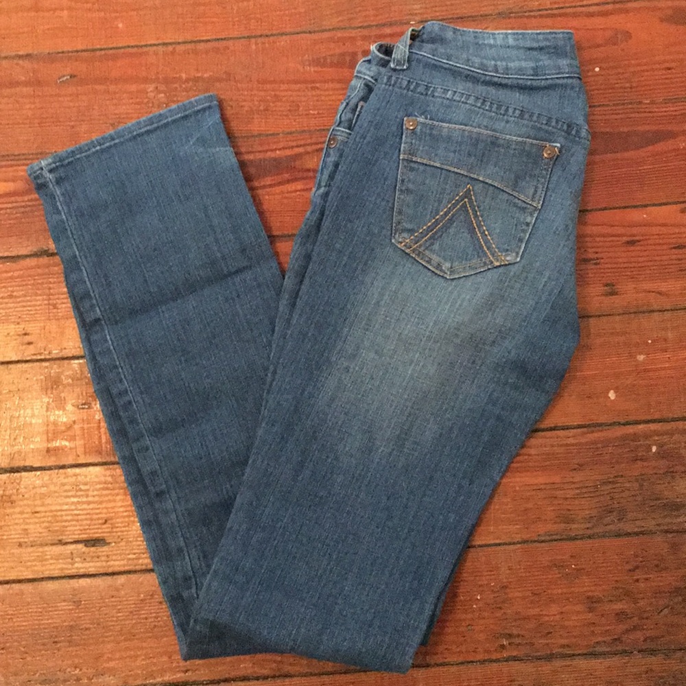 dELiA*s “Morgan” Jeans Size 3/4R